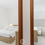 Rockefeller 2 *