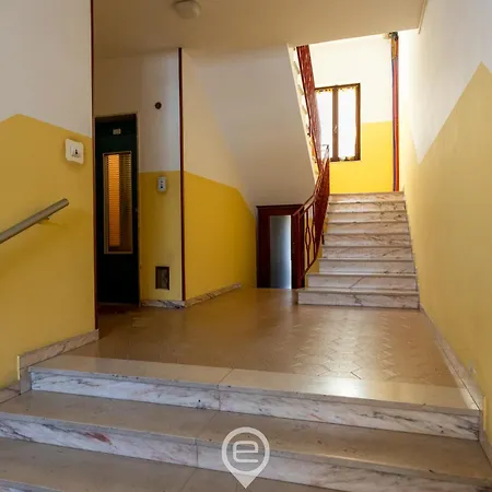 Rockefeller 2 Apartman