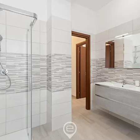 Rockefeller 2 Apartman *