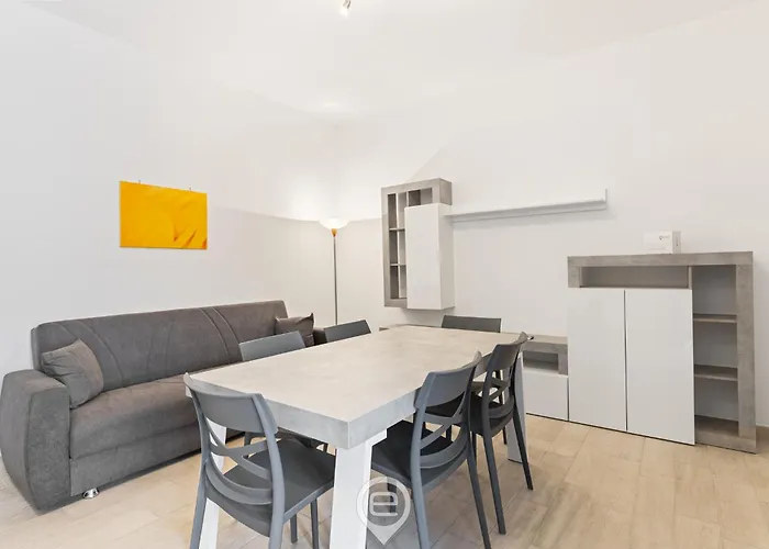 Апартаменты Rockefeller 2 *