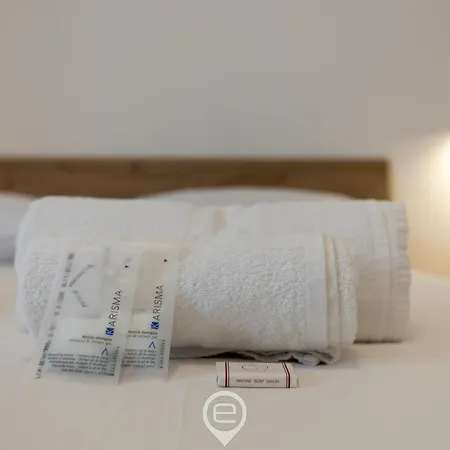 Rockefeller 2 Apartment *